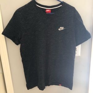 Nike short sleeve